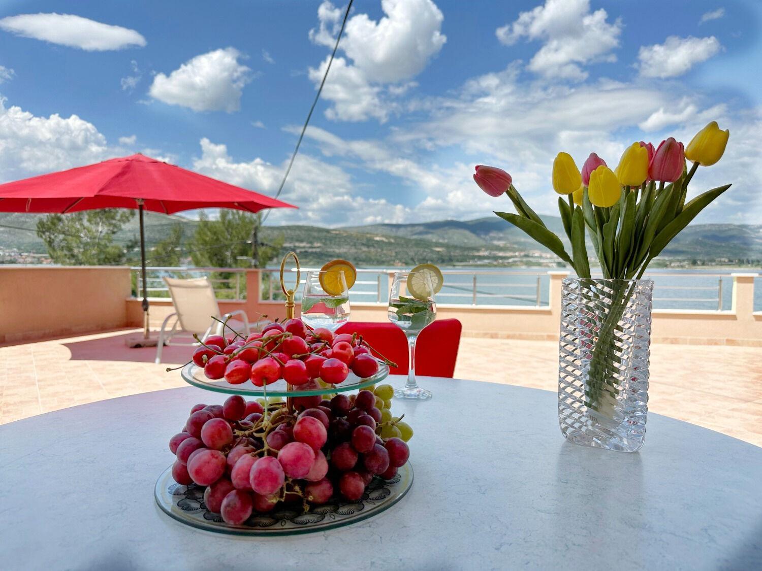 Apartments Vini Трогир Екстериор снимка
