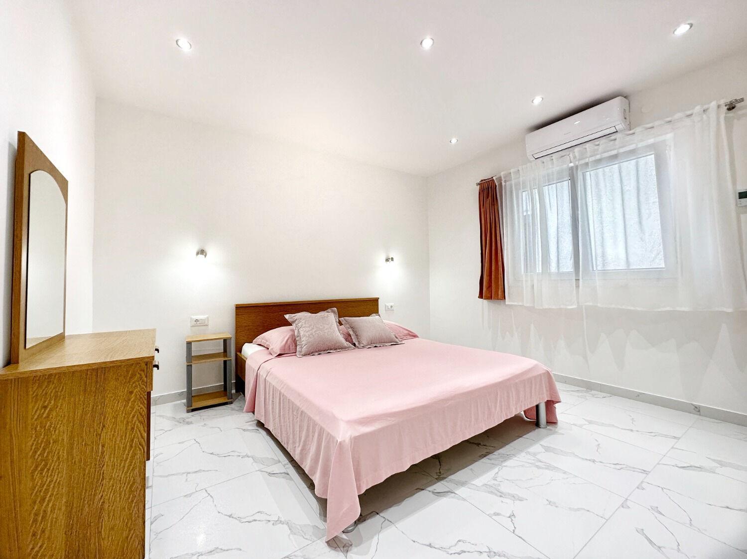 Apartments Vini Трогир Екстериор снимка