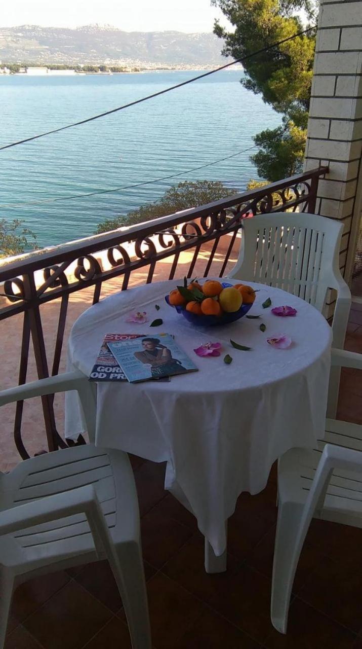 Apartments Vini Трогир Екстериор снимка